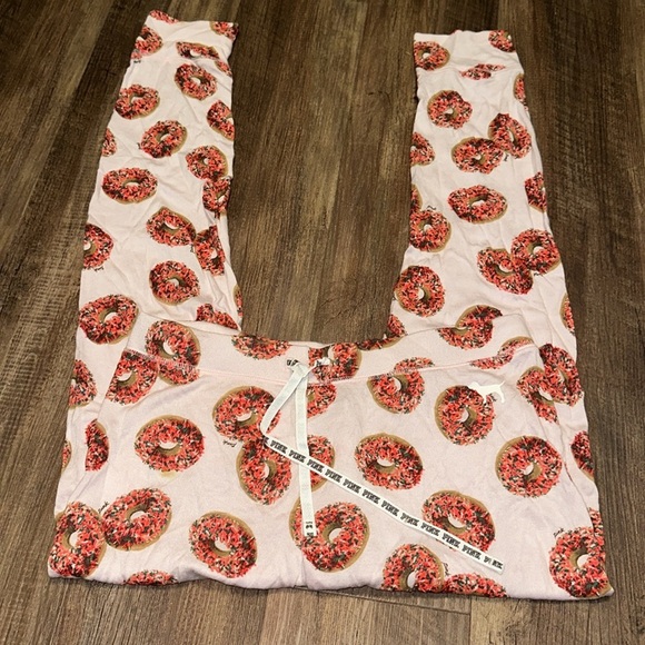 NWT VS Pink Cozy Sleep Donut Pajamas Set size L - Picture 6 of 9